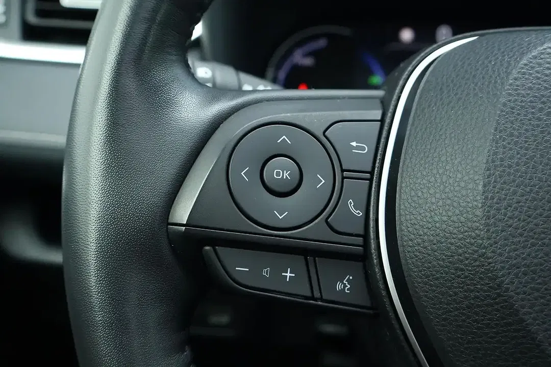Toyota RAV 4 - Thumbnail 13