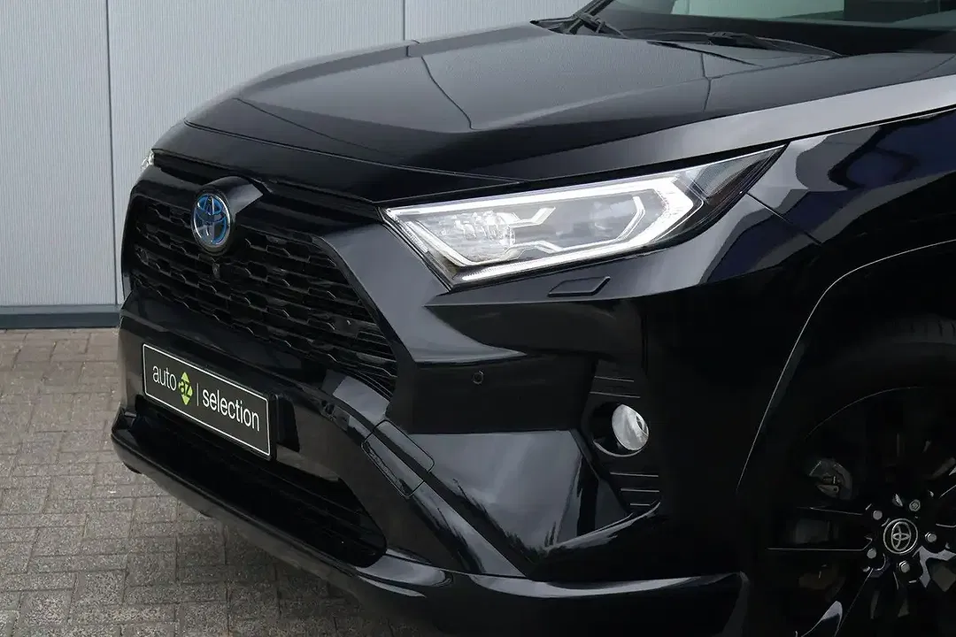 Toyota RAV 4 - Thumbnail 3
