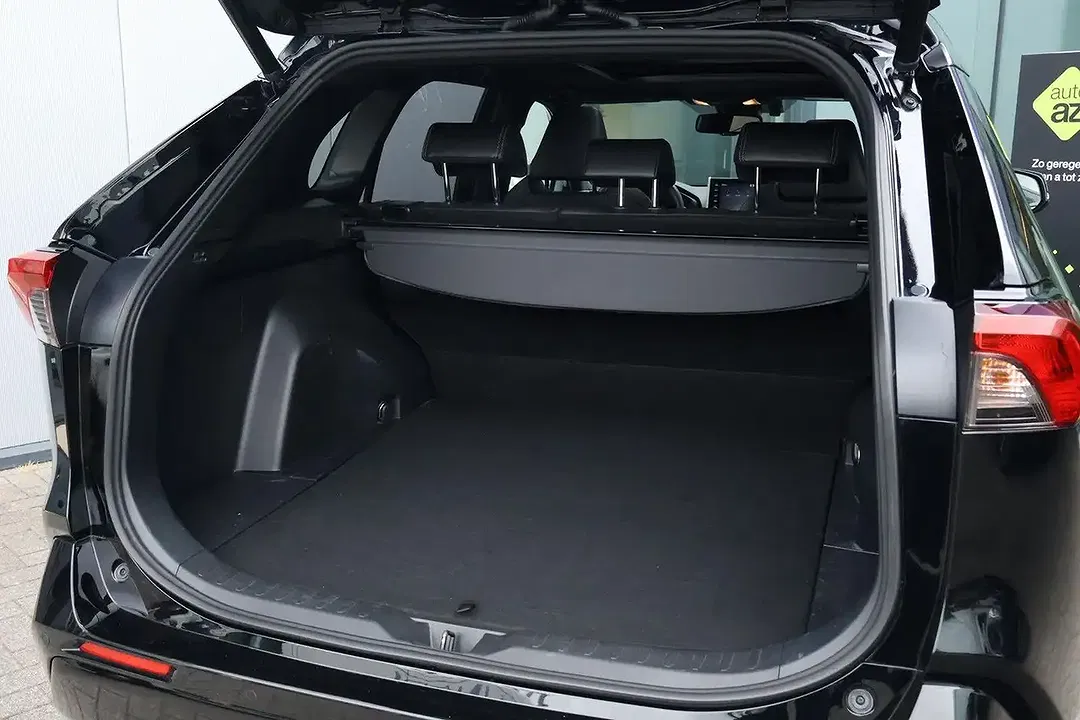 Toyota RAV 4 - Thumbnail 8