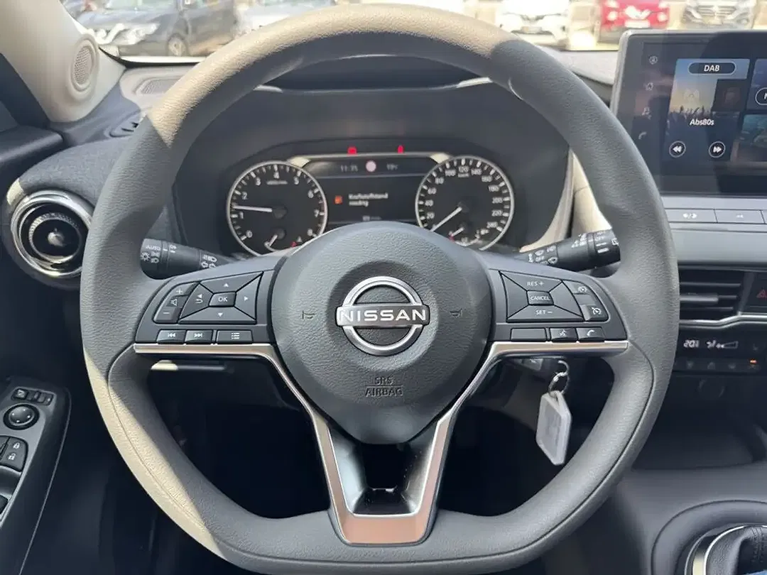 Nissan Juke - Thumbnail 5