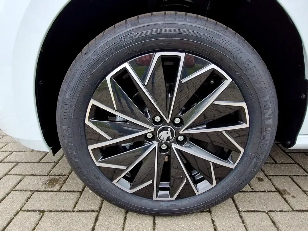 Skoda Kamiq - Thumbnail 14