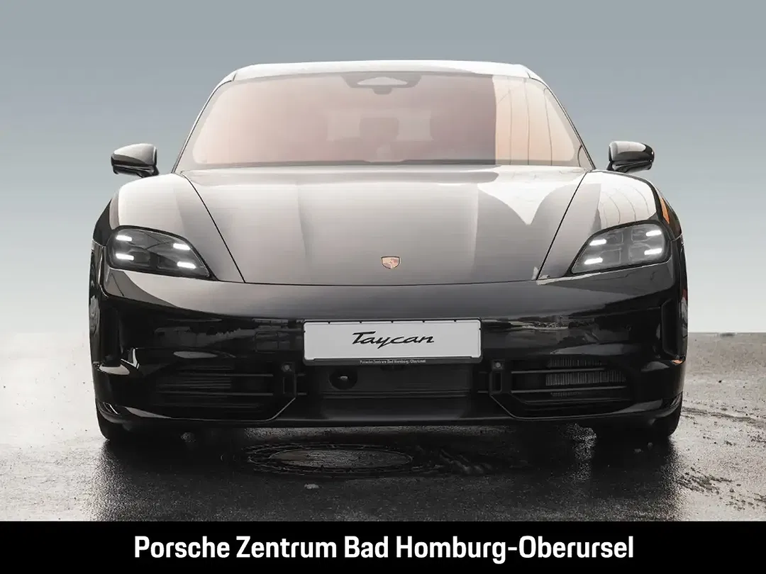 Porsche Taycan - Thumbnail 6