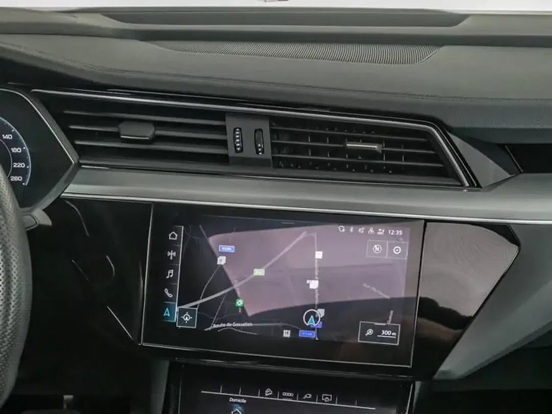 Audi e-tron - Thumbnail 10
