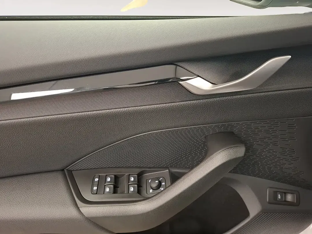 Skoda Octavia - Thumbnail 13