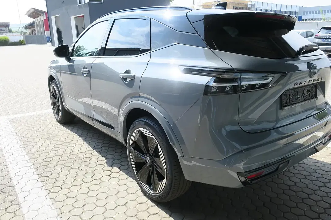 Nissan Qashqai - Thumbnail 6