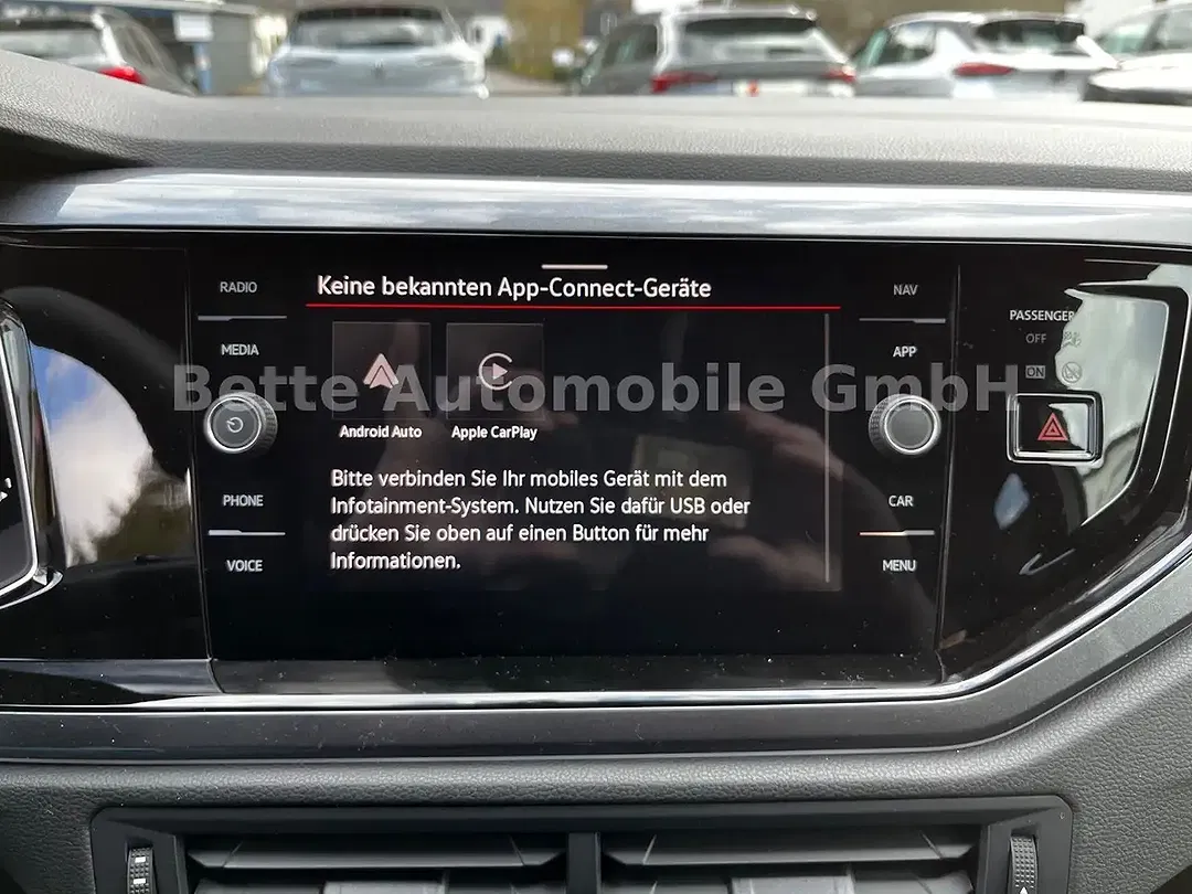 Volkswagen Polo - Thumbnail 14
