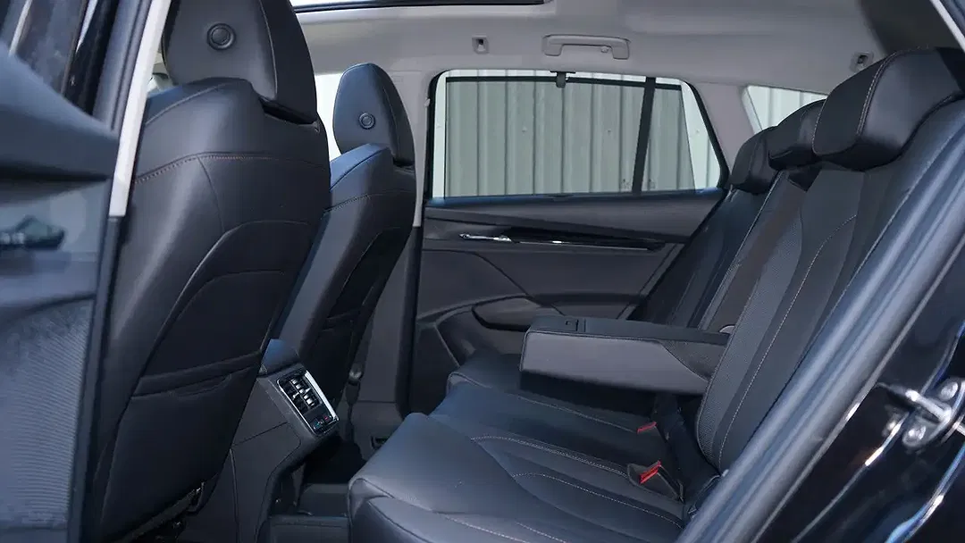 Skoda Enyaq - Thumbnail 8