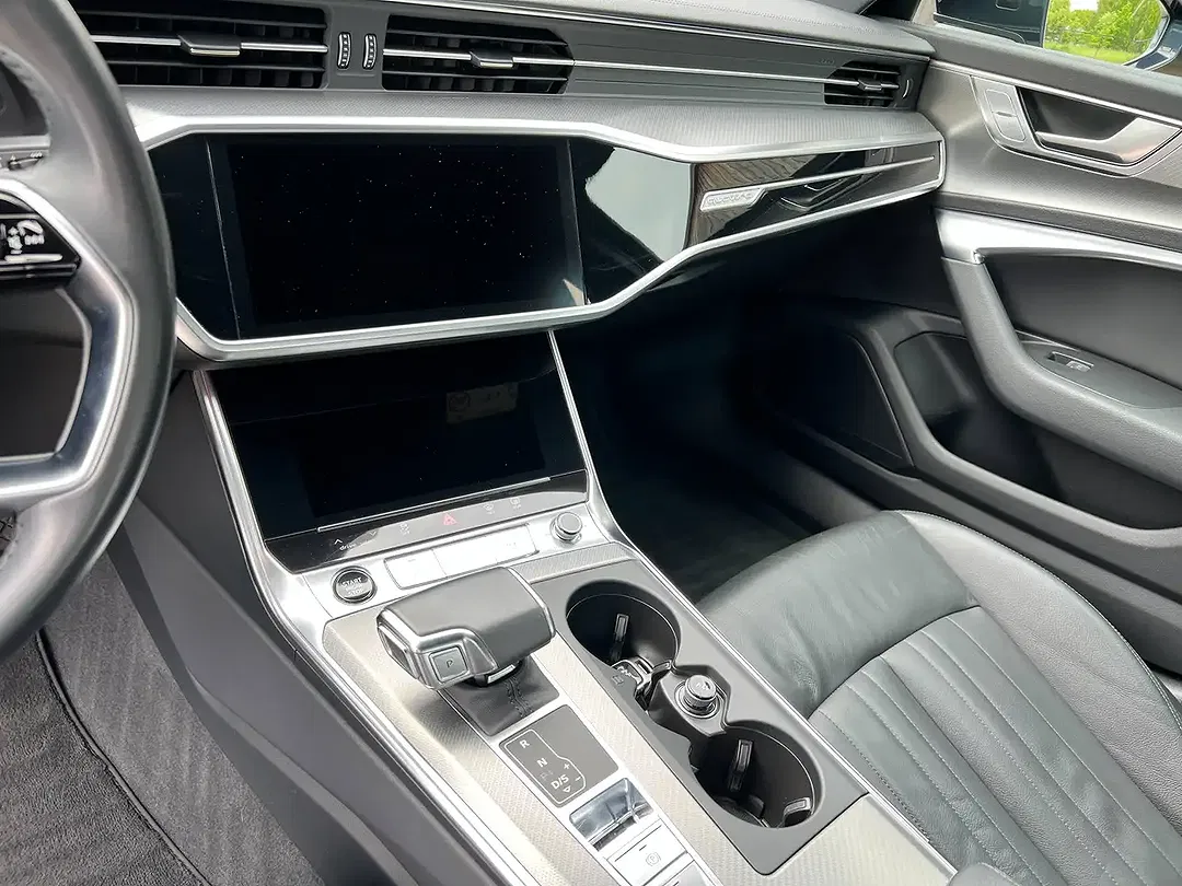 Audi A6 - Thumbnail 10