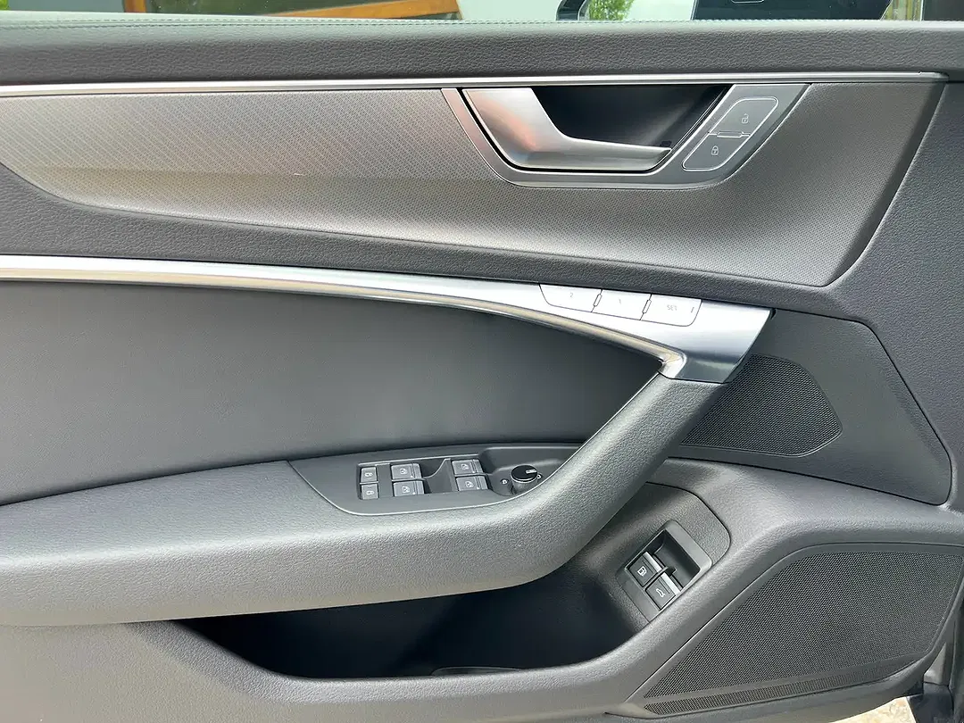 Audi A6 - Thumbnail 11