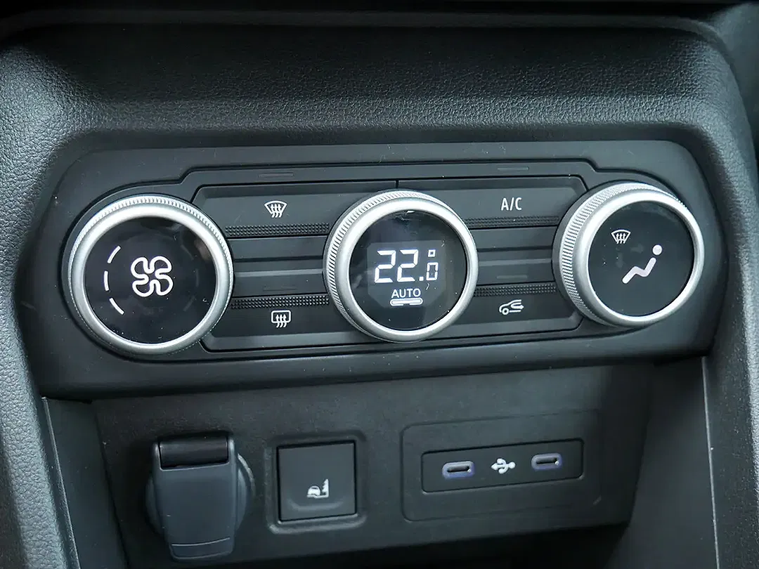 Dacia Sandero - Thumbnail 11