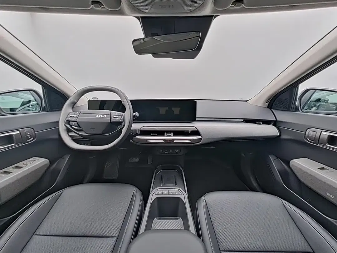 Kia EV4 - Thumbnail 8
