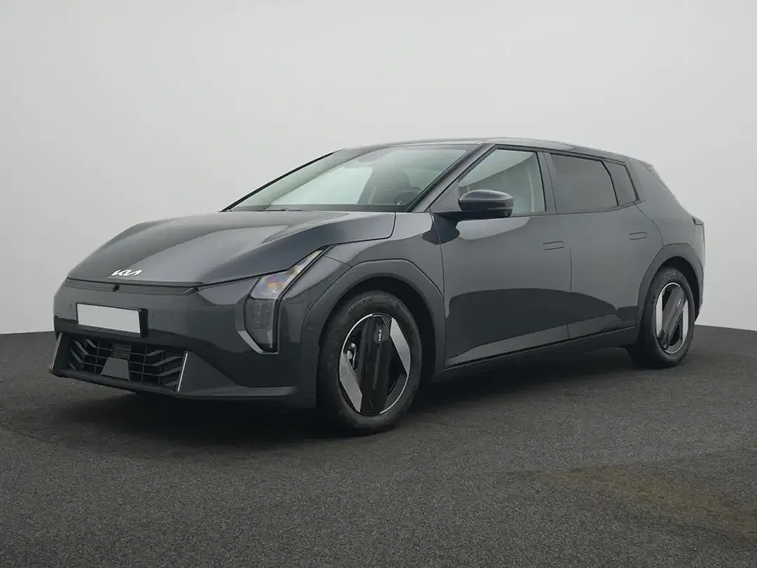 Kia EV4 - Thumbnail 2