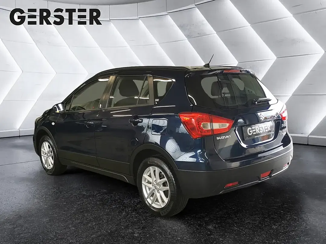 Suzuki S-Cross - Thumbnail 4
