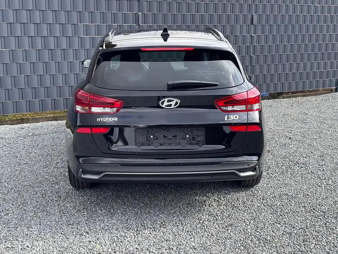 Hyundai i30 - Thumbnail 4