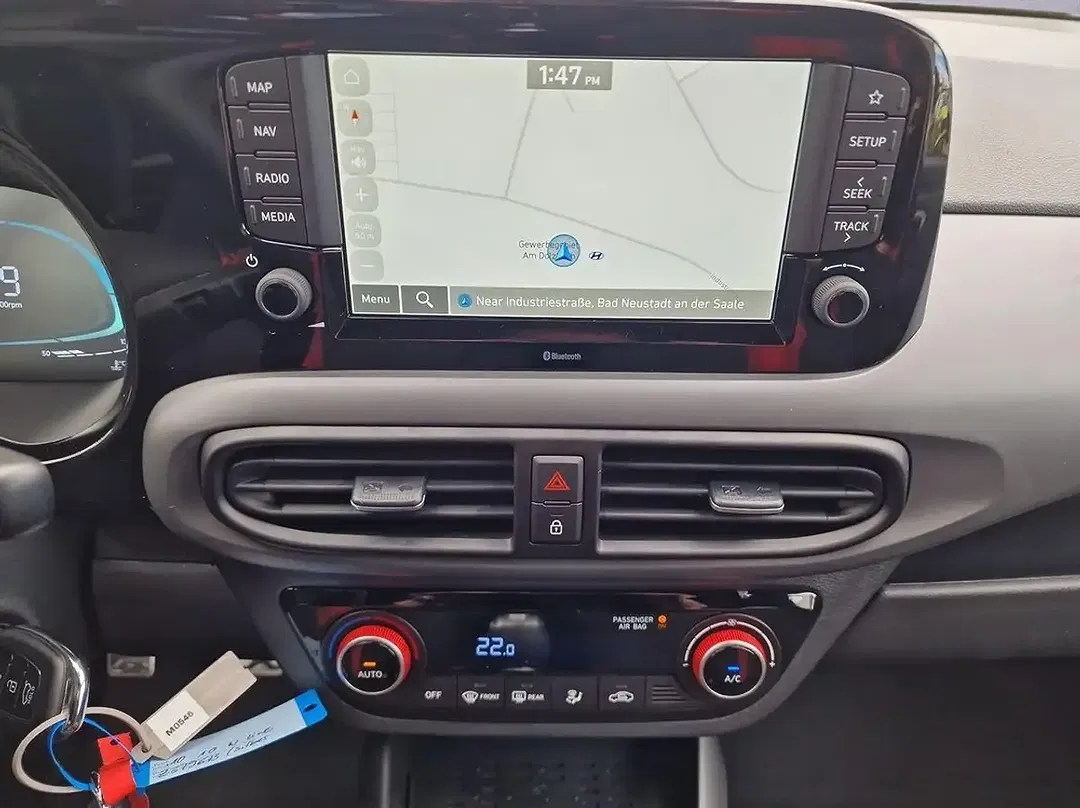 Hyundai i10 - Thumbnail 12