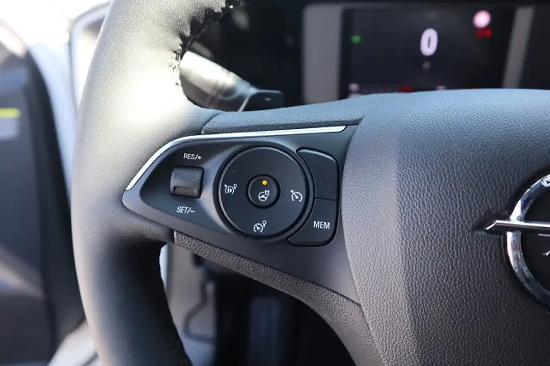 Opel Mokka - Thumbnail 11