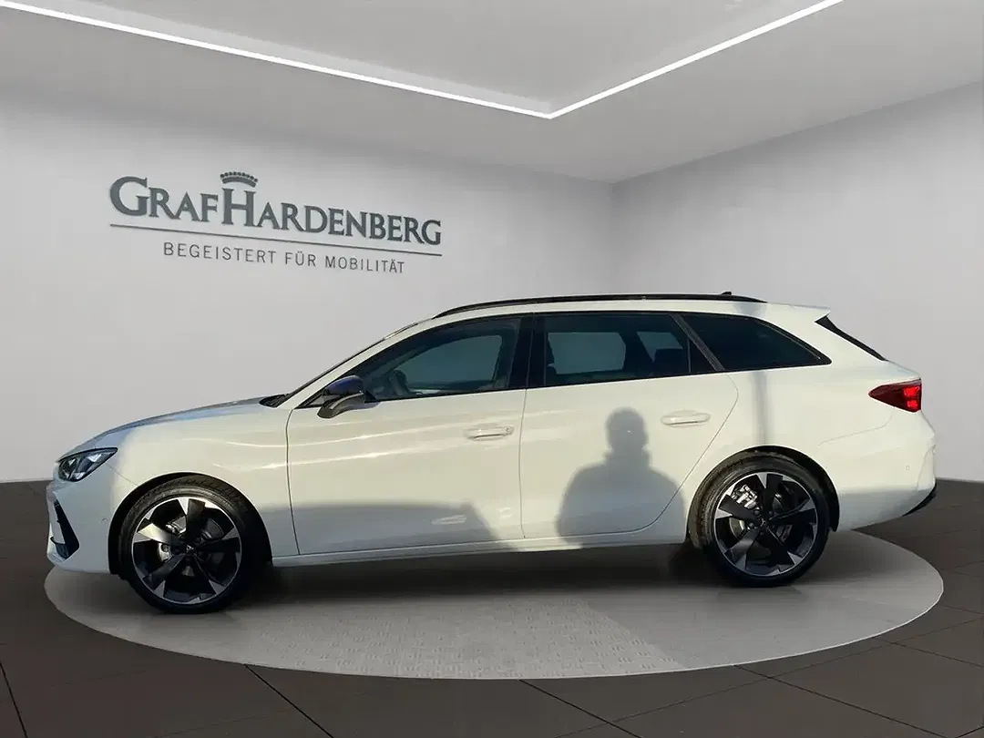 CUPRA Leon - Thumbnail 2