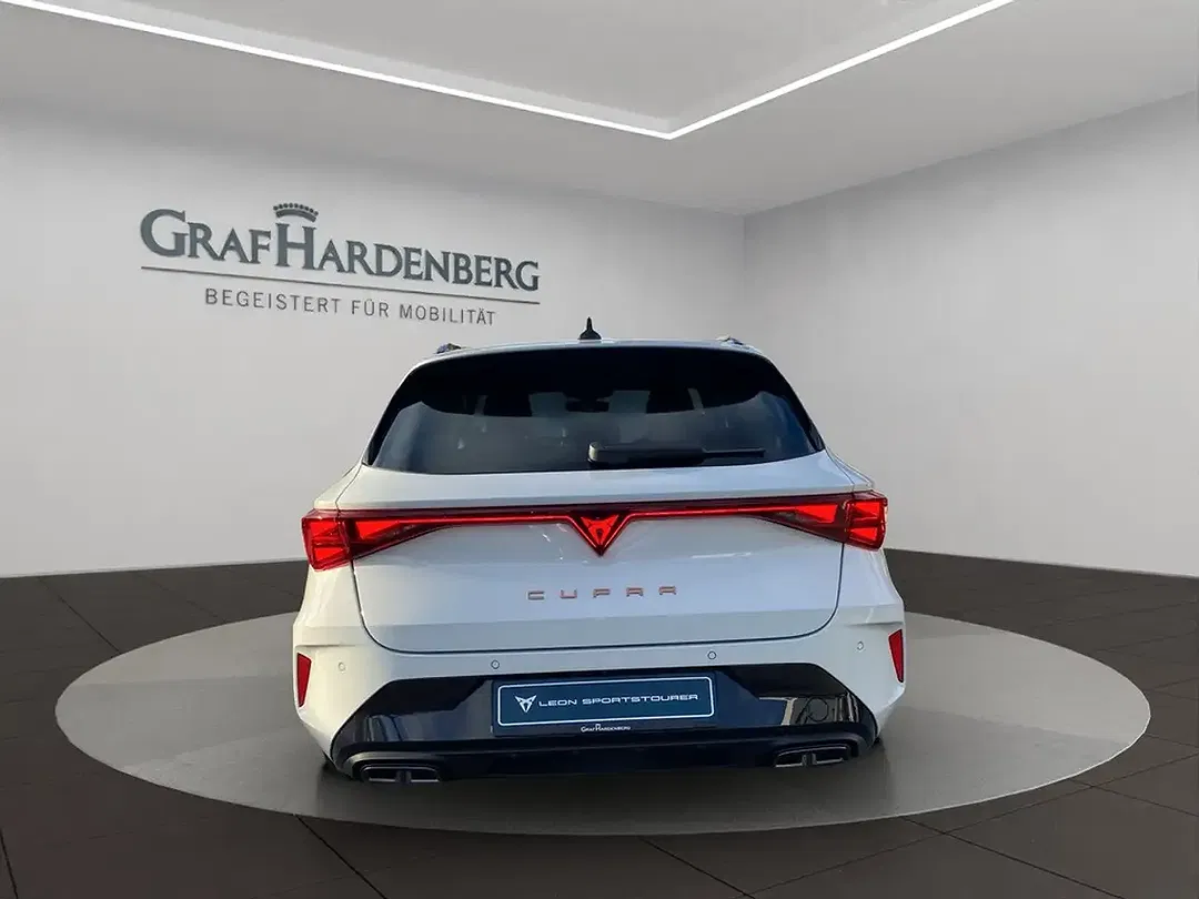 CUPRA Leon - Thumbnail 5