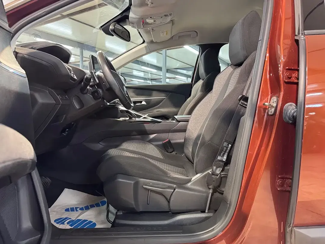 Peugeot 5008 - Thumbnail 11