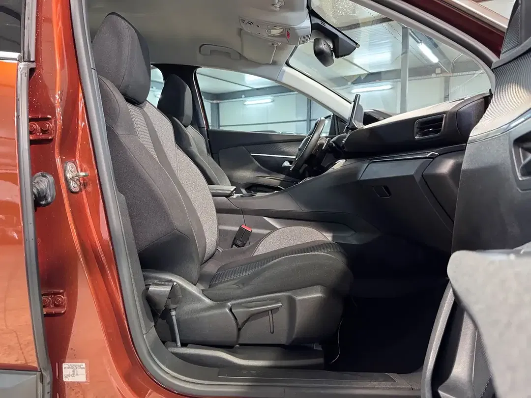 Peugeot 5008 - Thumbnail 9