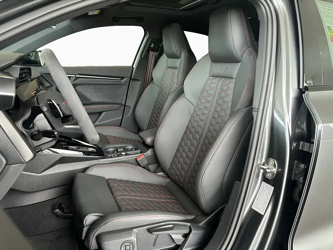 Audi RS3 - Thumbnail 9