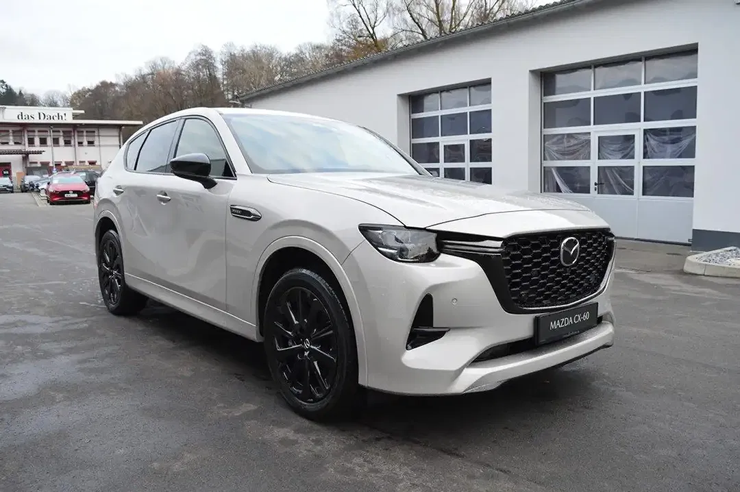 Mazda CX-60 - Thumbnail 4