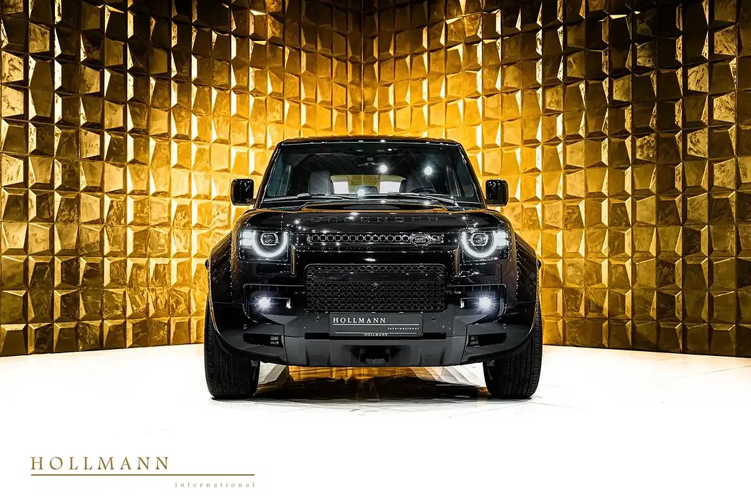 Land Rover Defender - Thumbnail 2