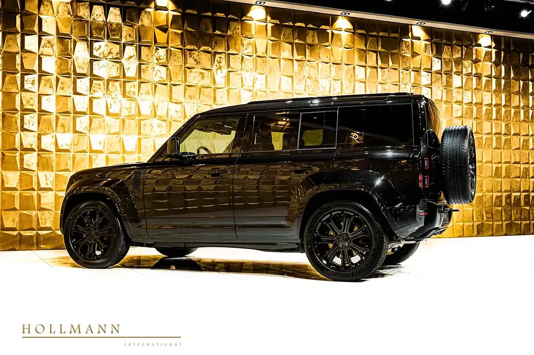 Land Rover Defender - Thumbnail 4