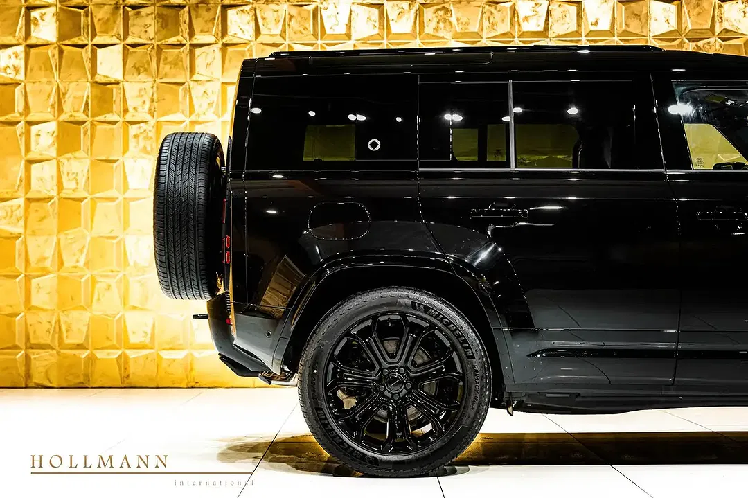 Land Rover Defender - Thumbnail 8