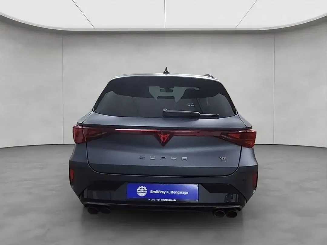 CUPRA Leon - Thumbnail 4