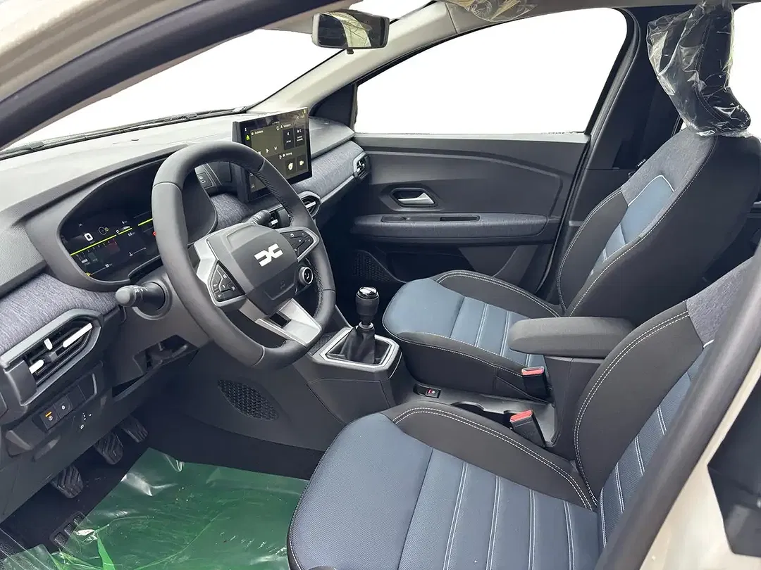 Dacia Sandero - Thumbnail 10