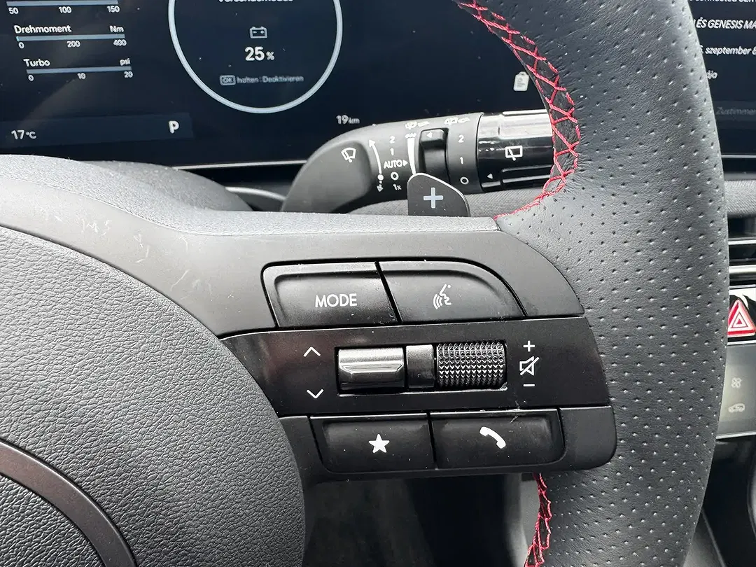 Hyundai TUCSON - Thumbnail 15