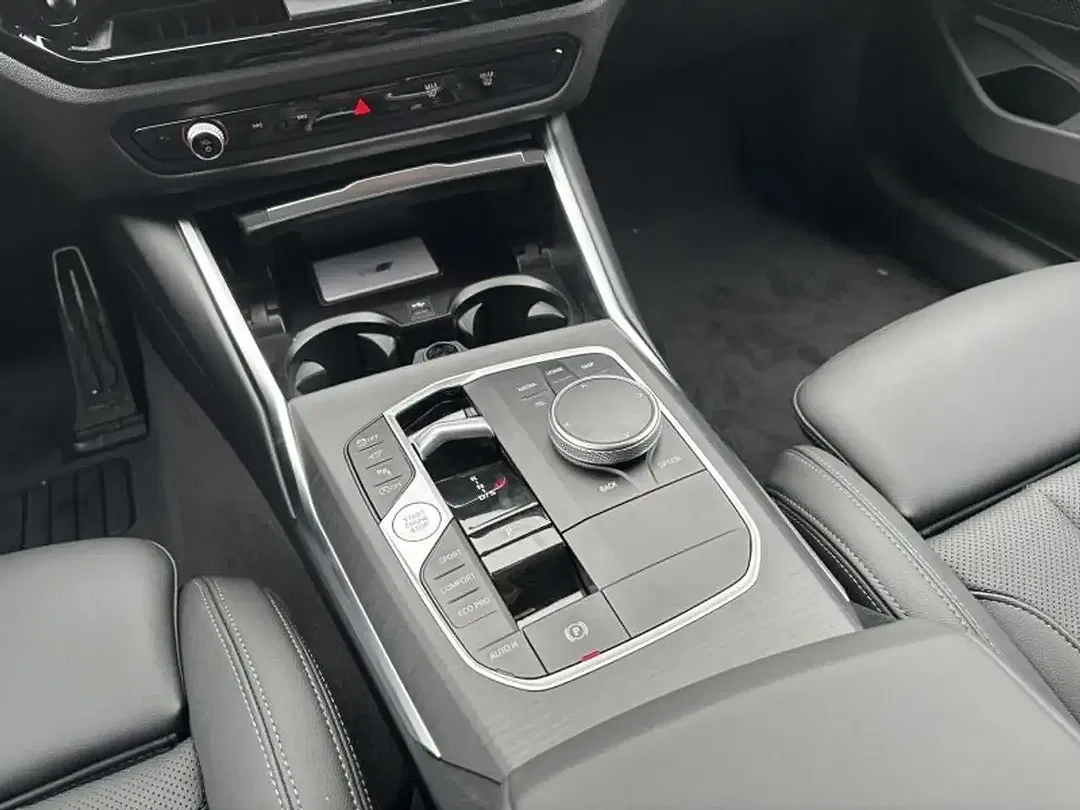 BMW 320 - Thumbnail 10