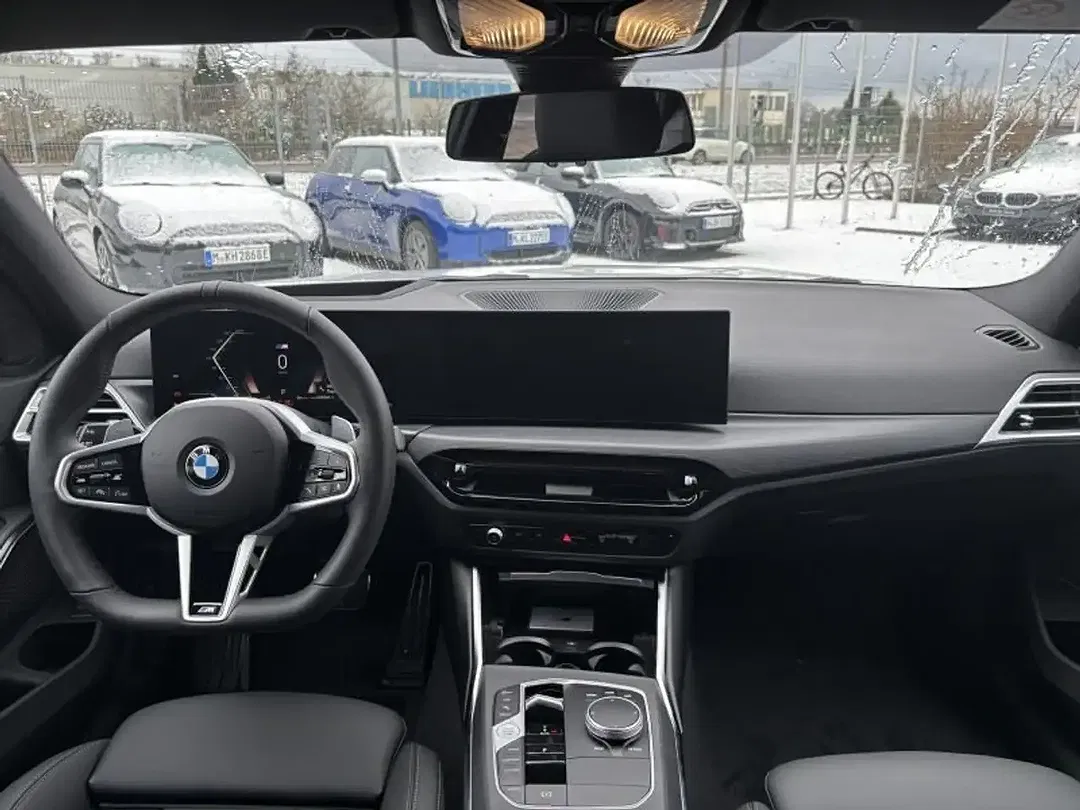 BMW 320 - Thumbnail 8