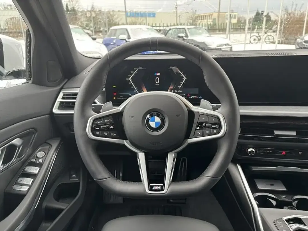 BMW 320 - Thumbnail 9