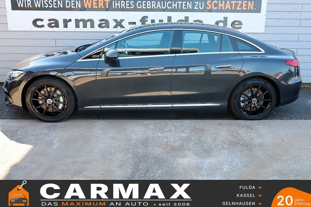 Mercedes-Benz EQE 300 - Thumbnail 13
