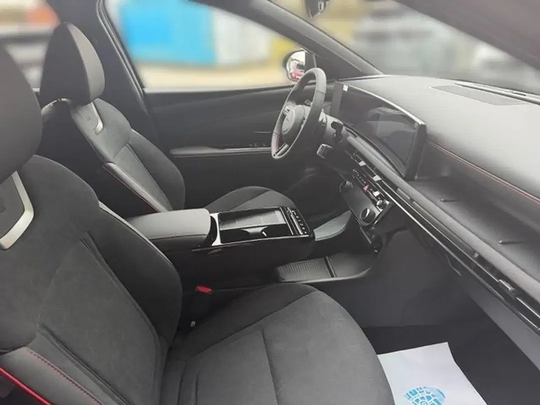 Hyundai TUCSON - Thumbnail 13