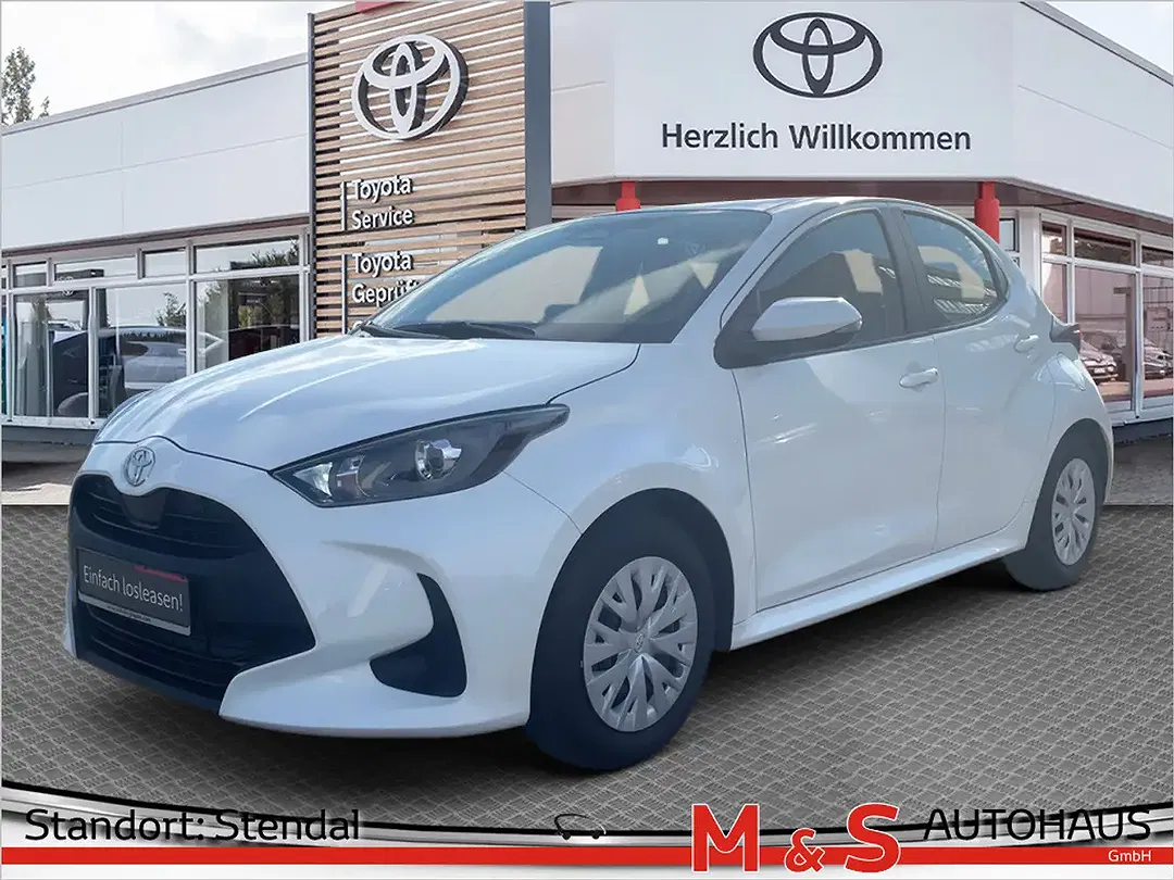 Toyota Yaris - Thumbnail 1
