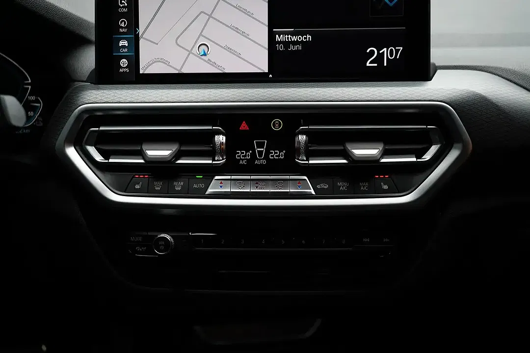 BMW X3 - Thumbnail 13