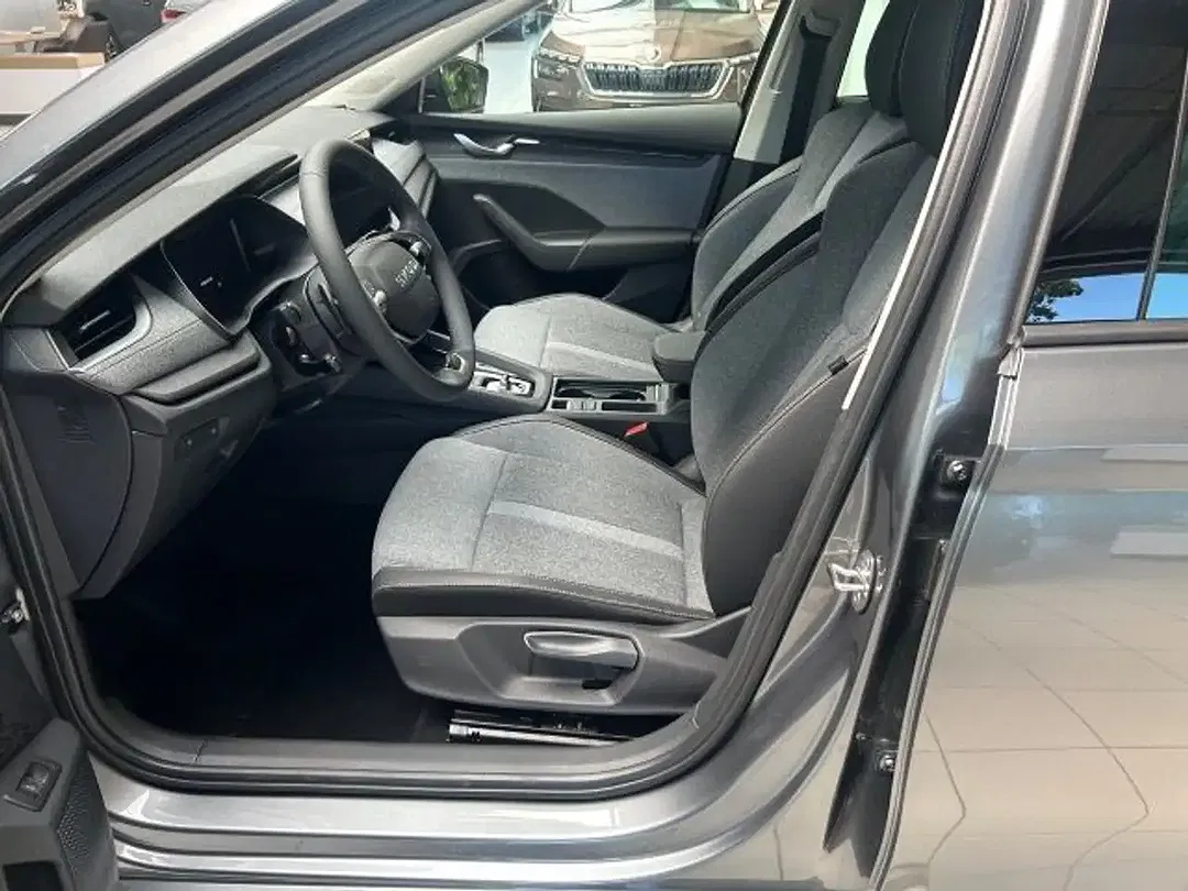 Skoda Octavia - Thumbnail 11