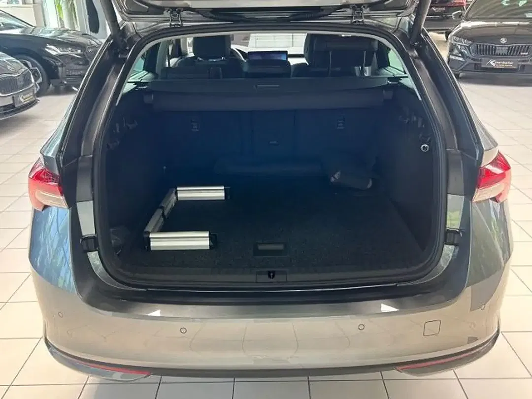 Skoda Octavia - Thumbnail 8