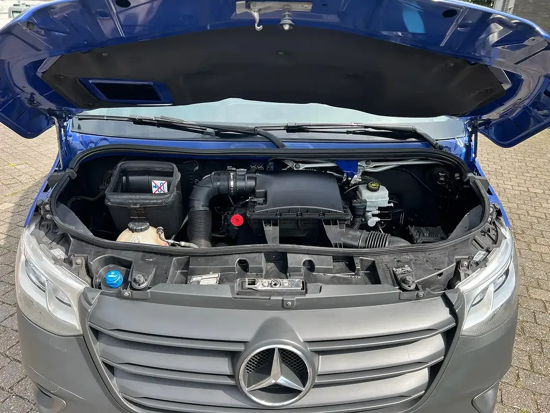 Mercedes-Benz Sprinter - Thumbnail 15