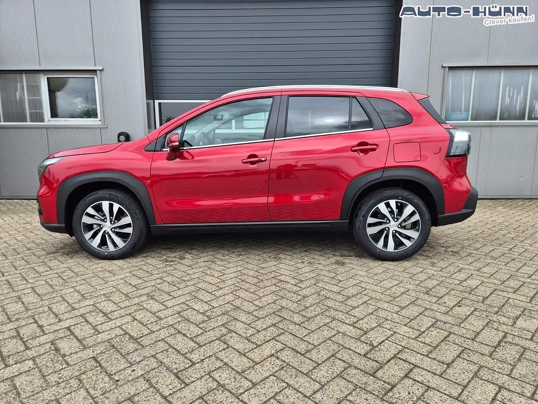 Suzuki S-Cross - Thumbnail 2