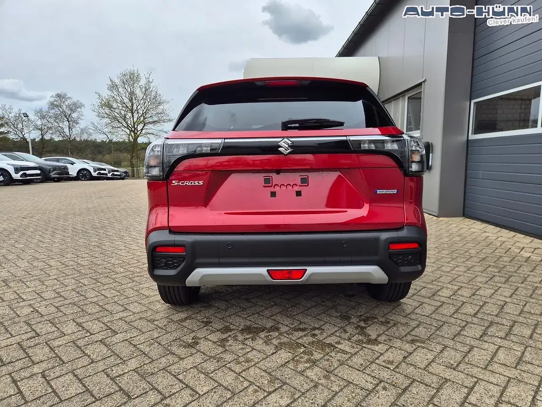 Suzuki S-Cross - Thumbnail 4