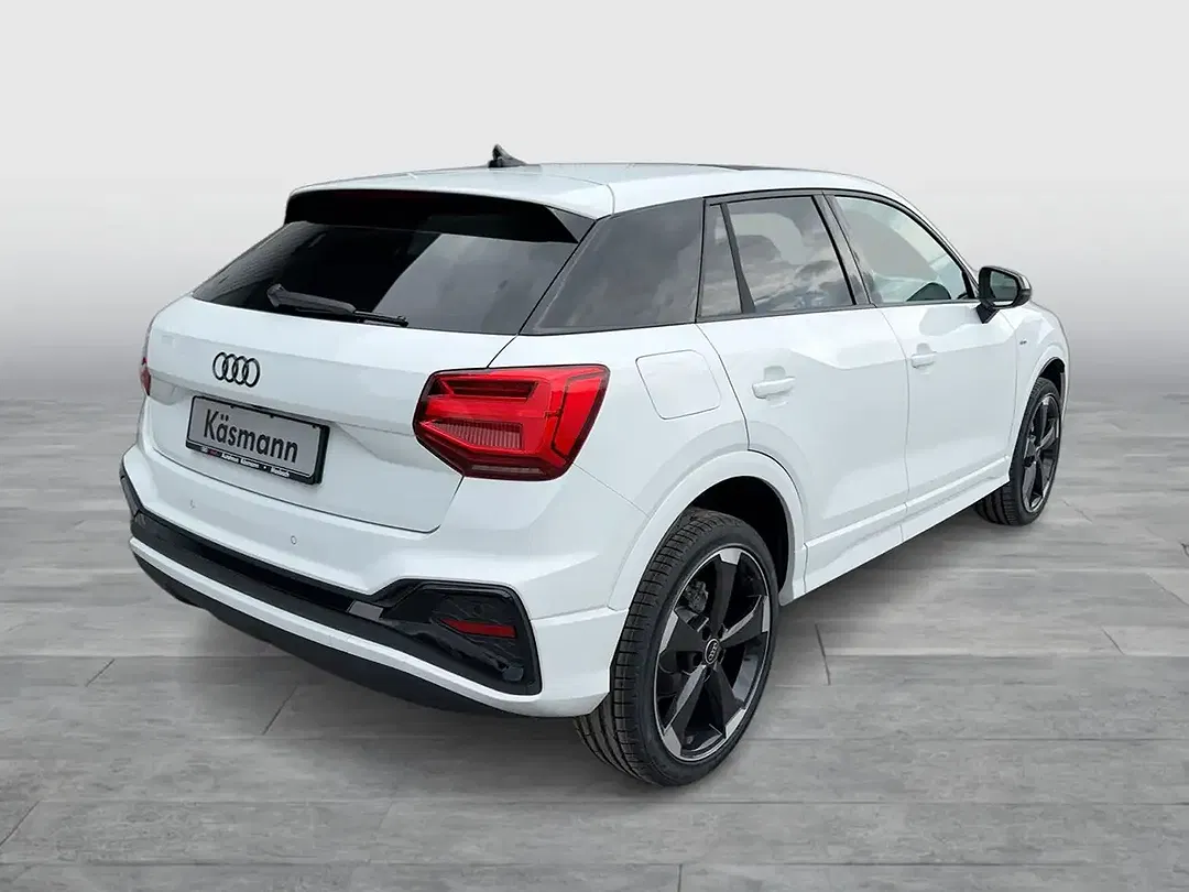 Audi Q2 - Thumbnail 4