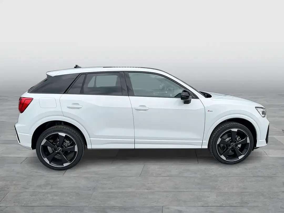 Audi Q2 - Thumbnail 5