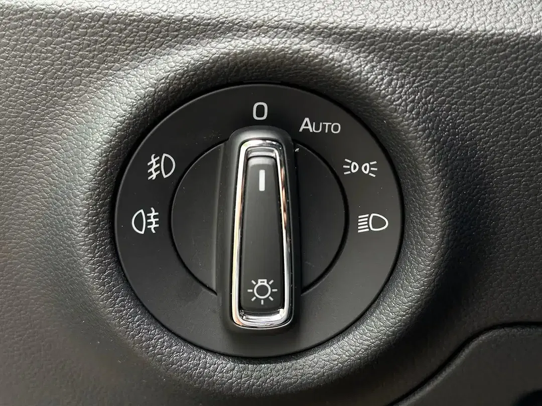 Skoda Kamiq - Thumbnail 36