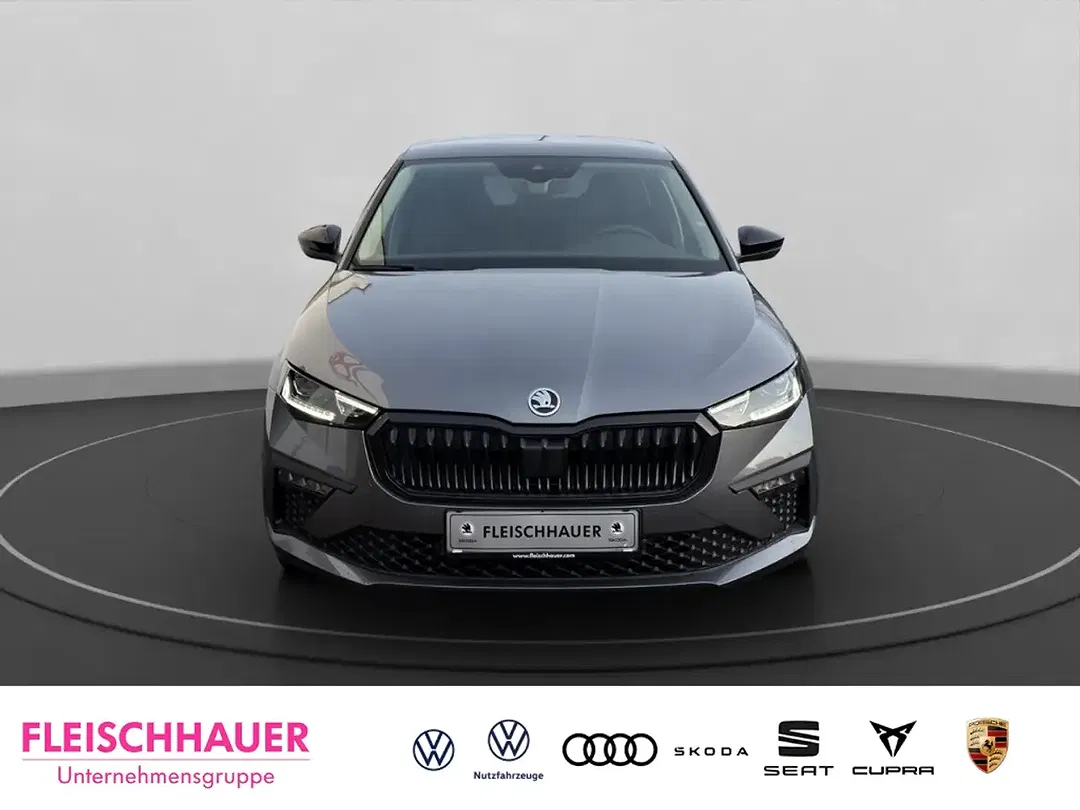 Skoda Scala - Thumbnail 2