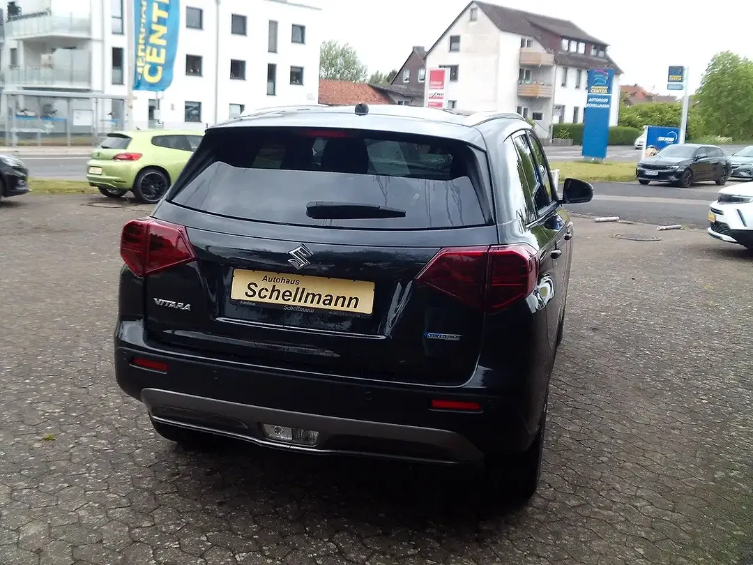 Suzuki Vitara - Thumbnail 4