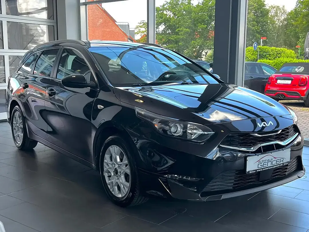 Kia Ceed SW / cee'd SW - Thumbnail 3